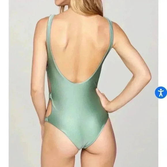 Amuse society ESTELLE ONE PIECE green - Picture 2 of 3